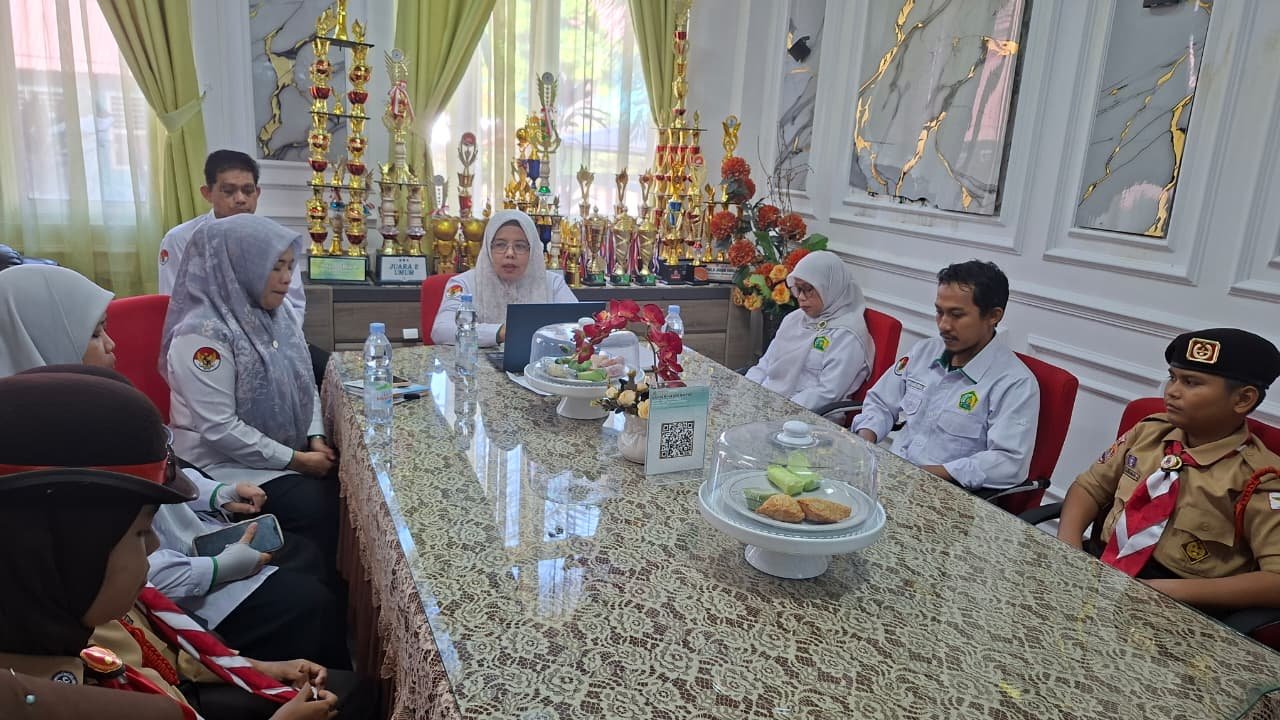 Siap Kibarkan Prestasi, Enam Anggota Pramuka MTsN 1 Kota Makassar Berangkat ke Jamnas XII