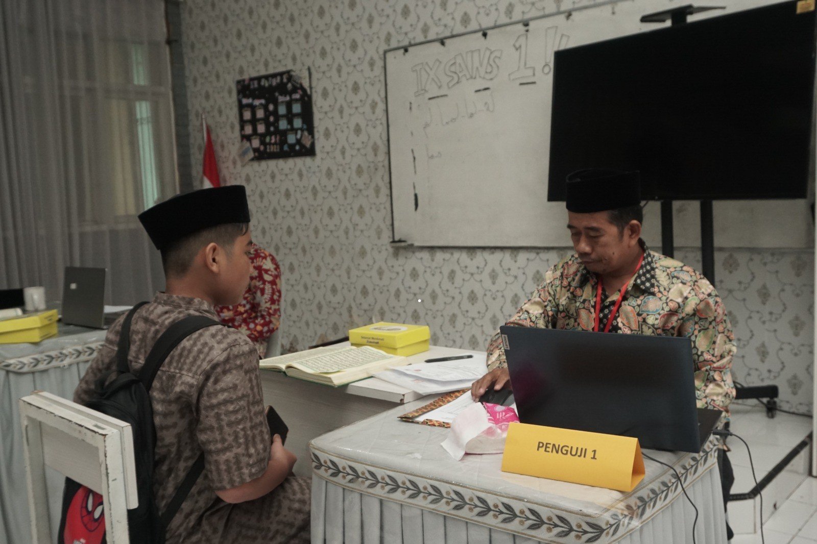 MTsN 1 Kota Makassar Mengadakan Tes BTQ Penerimaan Peserta Didik Baru Jalur Reguler dan Afirmasi